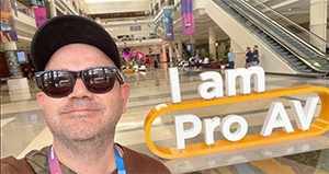 Omar Saldías Director